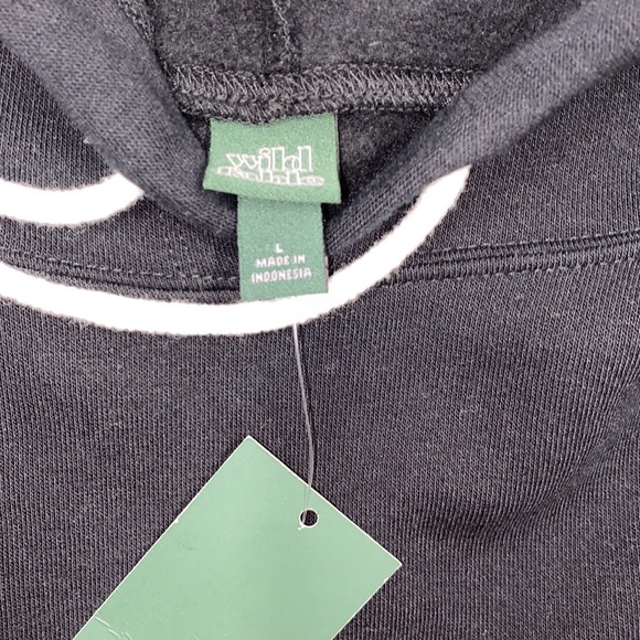 Wild Fable black crop sweatshirt size large new with tags - Picture 3 of 4